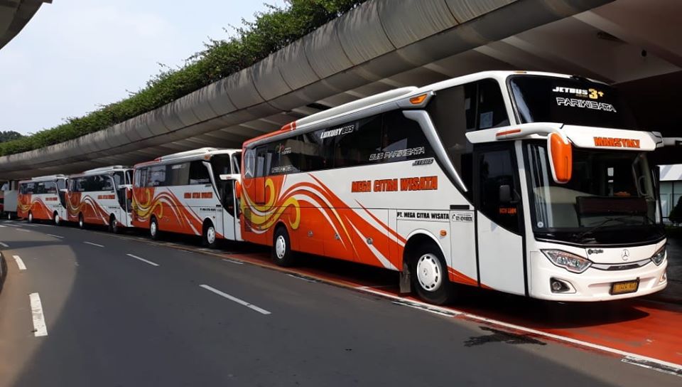 Bagaimana Menyiapkan Perjalanan Wisata dengan Bus Pariwisata bagi Kelompok Besar